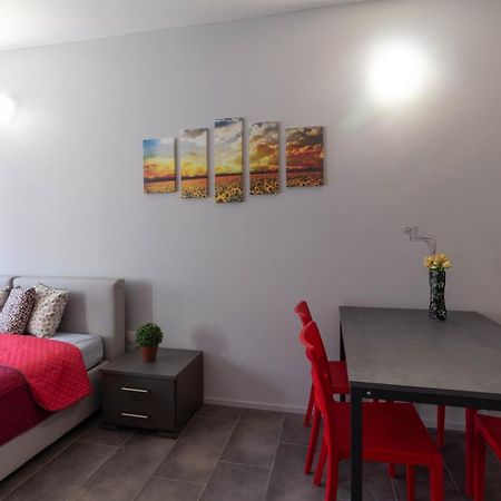 Appartamento Girasole - Affitti Brevi Italia Лекко Екстер'єр фото