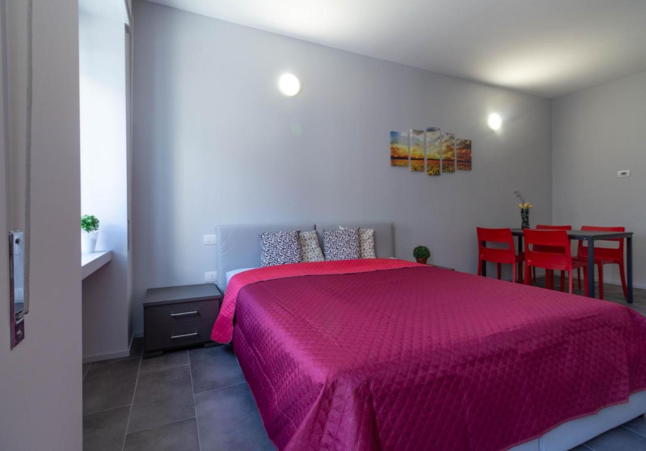 Appartamento Girasole - Affitti Brevi Italia Лекко Екстер'єр фото