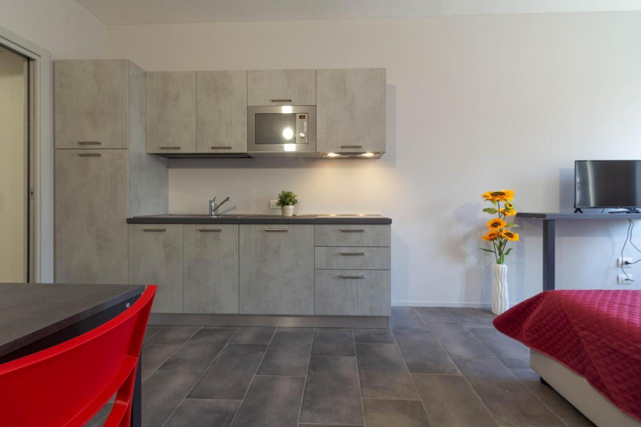 Appartamento Girasole - Affitti Brevi Italia Лекко Екстер'єр фото